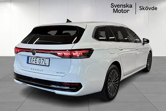Volkswagen Passat 2024 photo 4