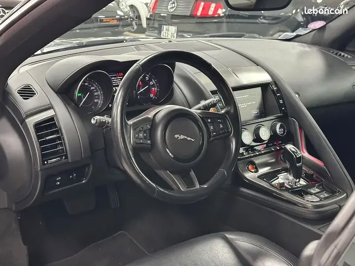 Jaguar F-Type 2014 photo 4