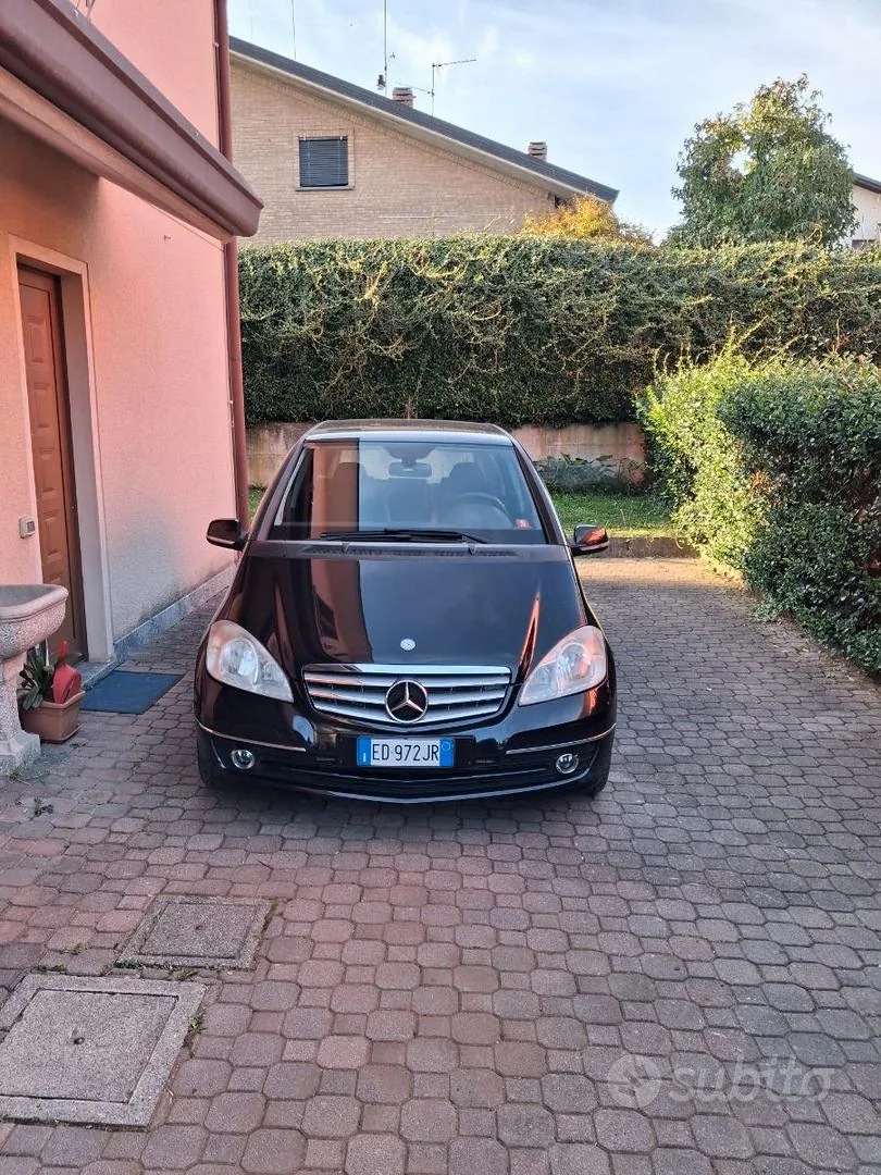 Mercedes-Benz A