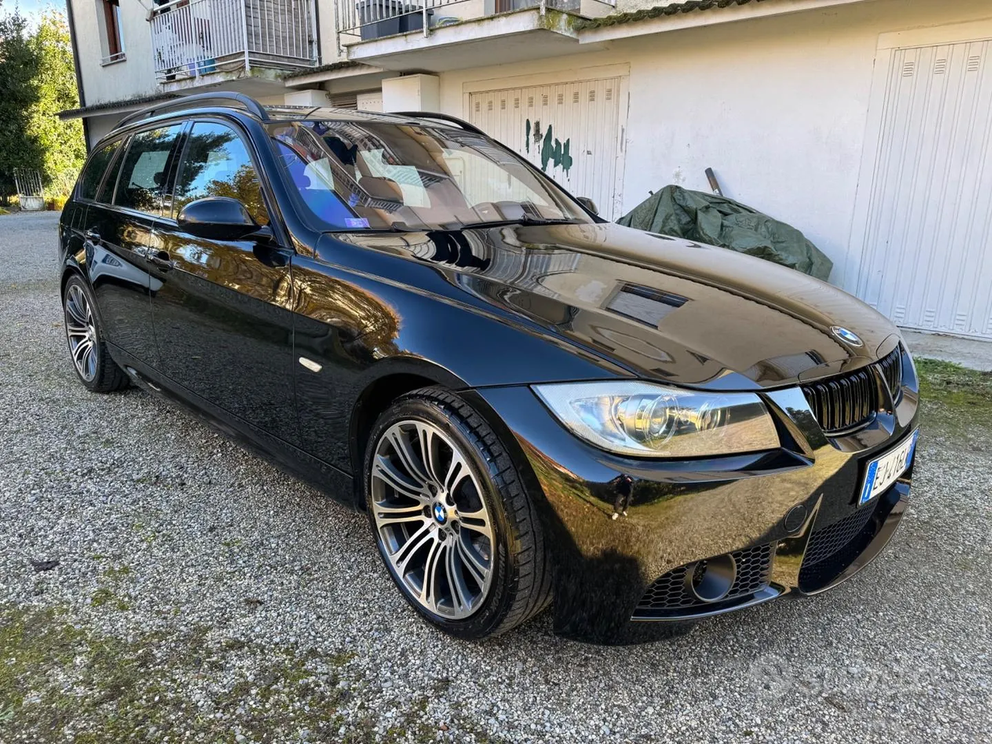BMW 320 2008 photo 2