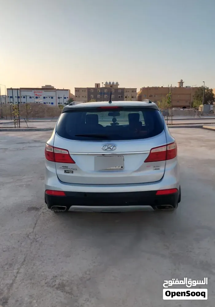 Hyundai Santa Fe 2015 photo 3