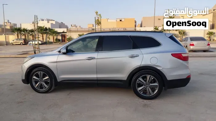 Hyundai Santa Fe 2015 photo 4