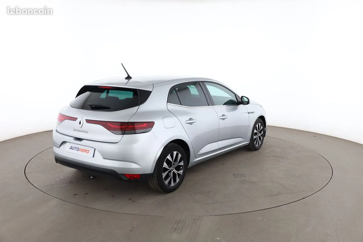 Renault Megane 2021 photo 3