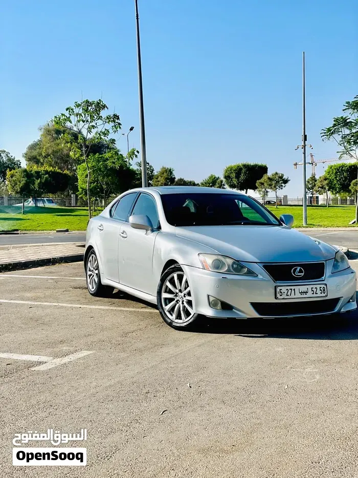 Lexus Is 2008 photo 4