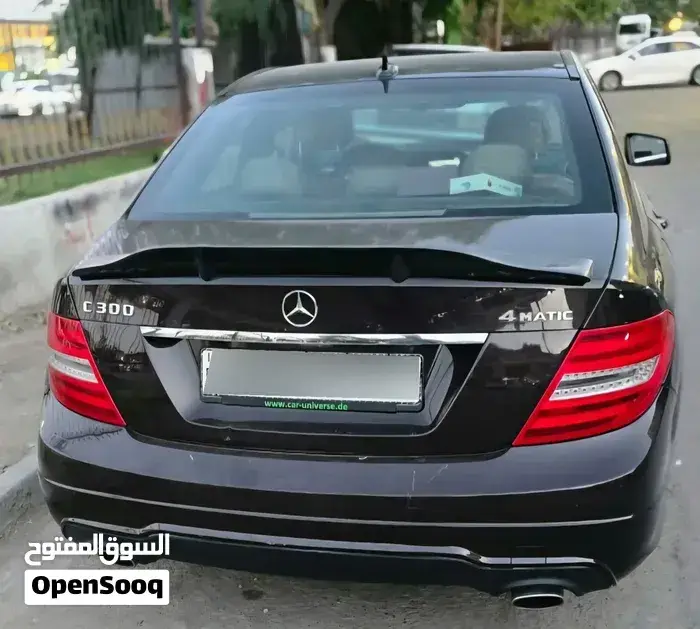 Mercedes-Benz C300 2012 photo 3