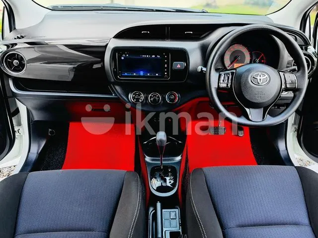 Toyota Vitz 2018 photo 3
