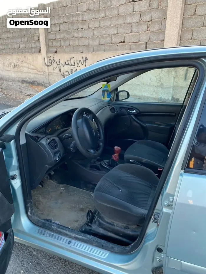 Ford Focus 2004 photo 2