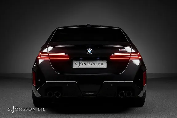 BMW M5 2025 photo 5