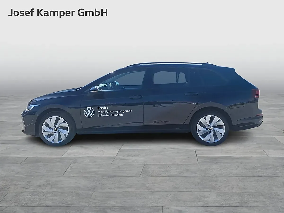 Volkswagen Golf 2026 photo 2