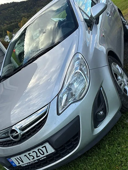 Opel Corsa 2011 photo 3