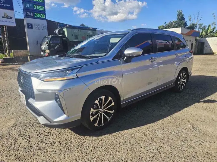 Toyota Veloz Cross 2022 photo 3