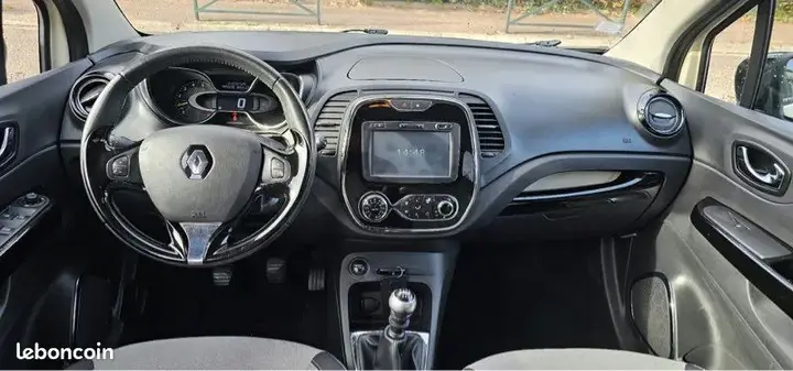 Renault Captur 2015 photo 4
