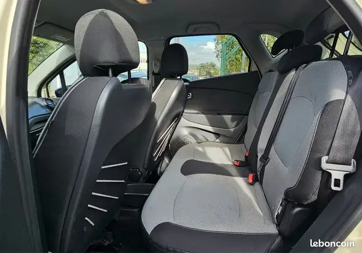 Renault Captur 2015 photo 5