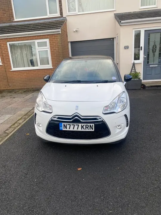 DS Automobiles Ds 3 2015 photo 2
