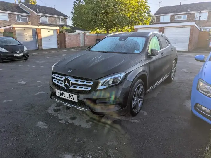 Mercedes-Benz Gla 2019 photo 2