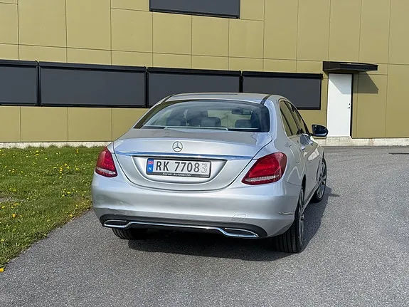 Mercedes-Benz C180 2014 photo 4