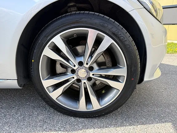 Mercedes-Benz C180 2014 photo 3