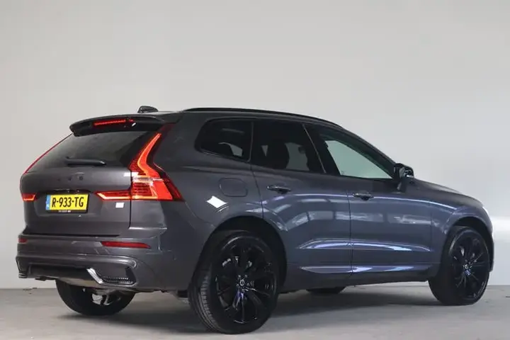 Volvo Xc60 2022 photo 2