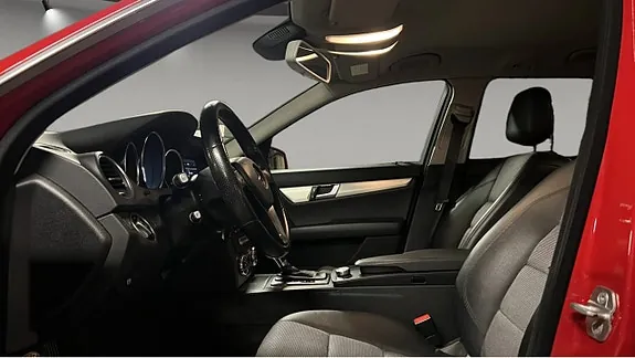 Mercedes-Benz C220 2014 photo 5