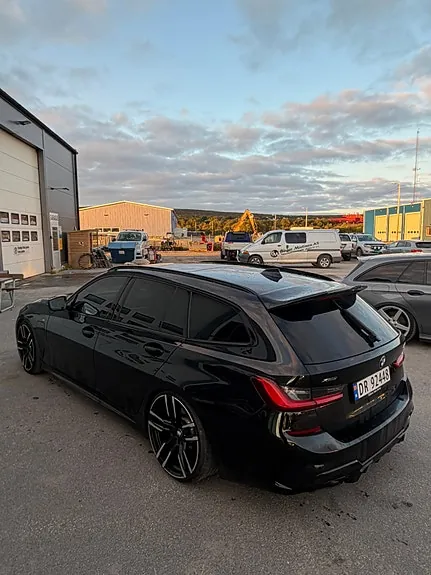 BMW 330E 2021 photo 3