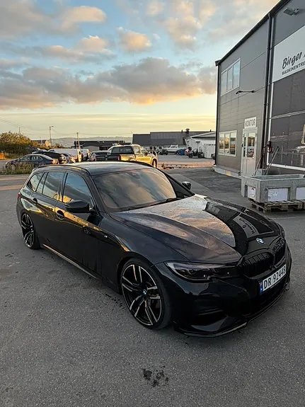 BMW 330E 2021 photo 2