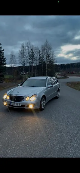 Mercedes-Benz E220