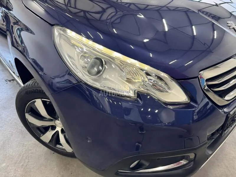 Peugeot 2008 2015 photo 2