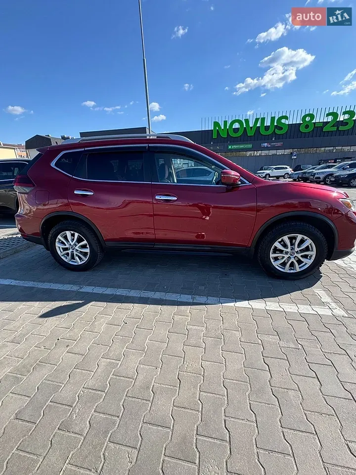 Nissan Rogue 2018 photo 2
