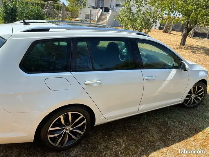 Volkswagen Golf 2014 photo 2