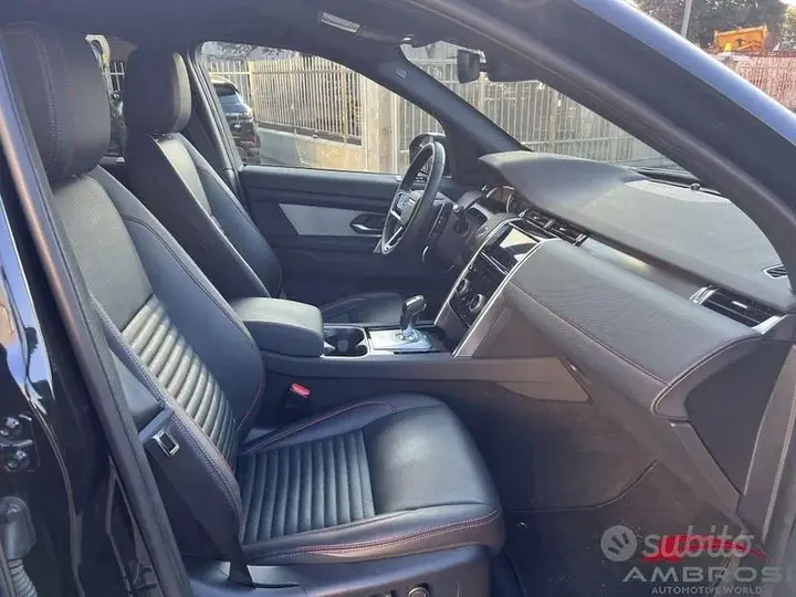 Land Rover Discovery Sport 2022 photo 3