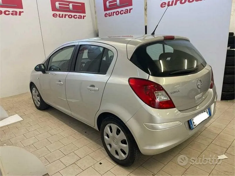 Opel Corsa 2011 photo 5