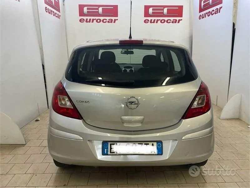 Opel Corsa 2011 photo 4