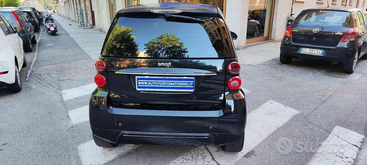 Smart Fortwo 2011 photo 5