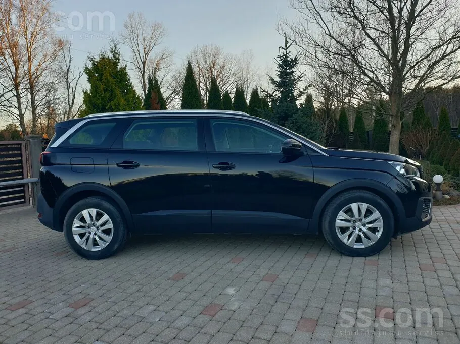 Peugeot 5008 2018 photo 3