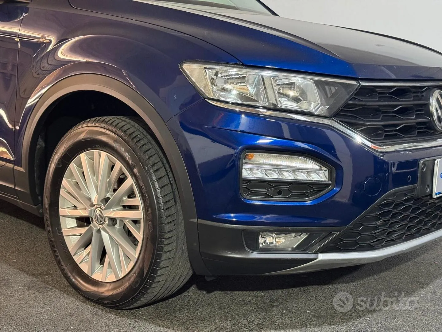 Volkswagen T-Roc 2020 photo 2
