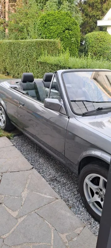 BMW E30