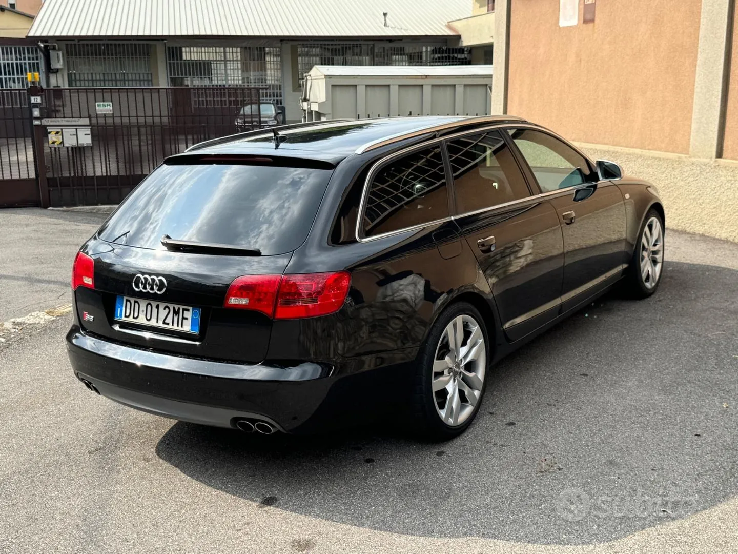 Audi S6 2006 photo 4
