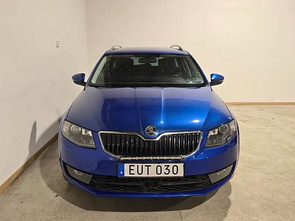 Skoda Octavia 2015 photo 2