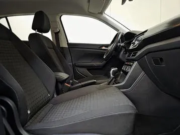 Volkswagen T-Cross 2023 photo 2