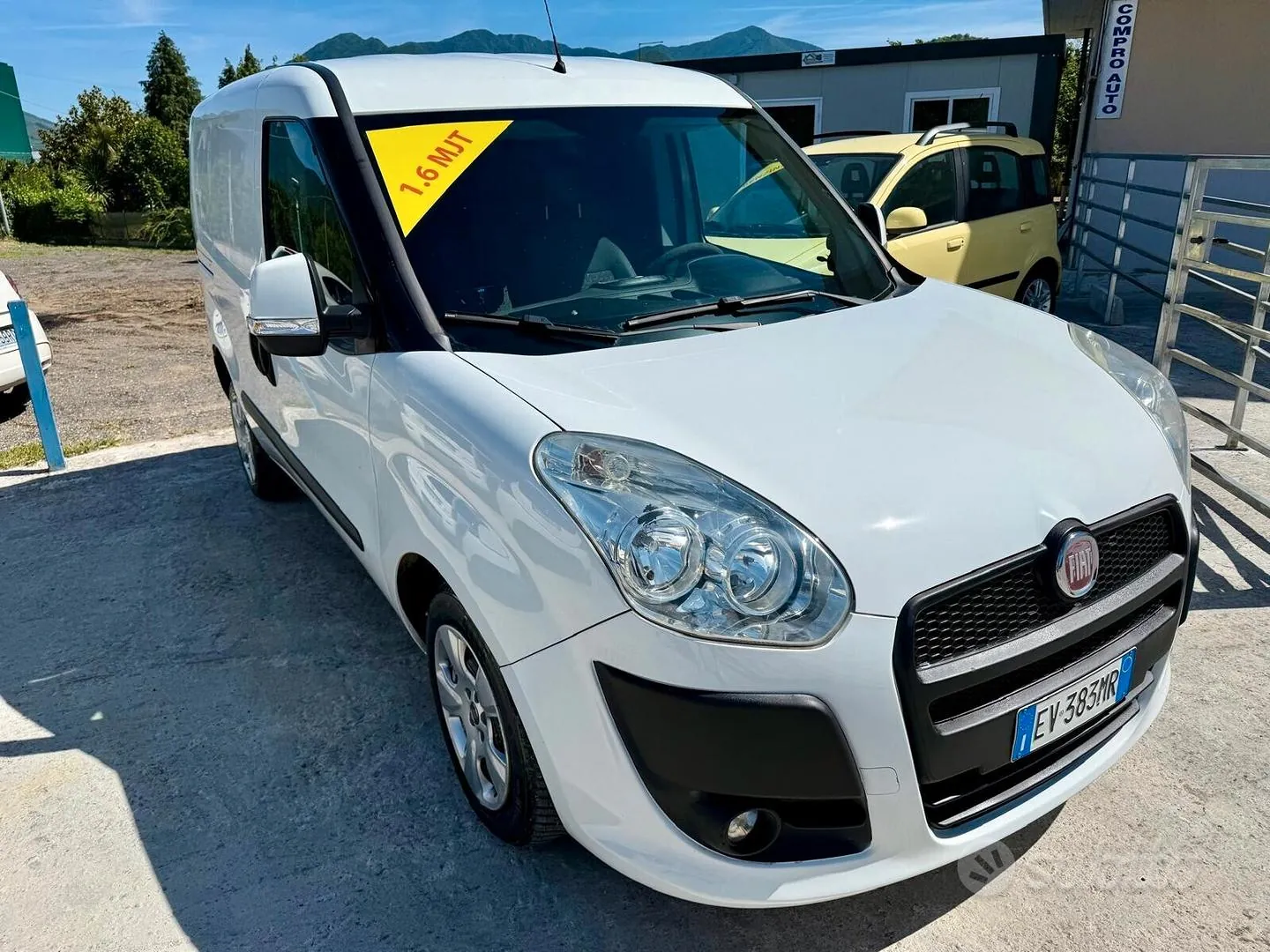 Fiat Doblò 2014 photo 2