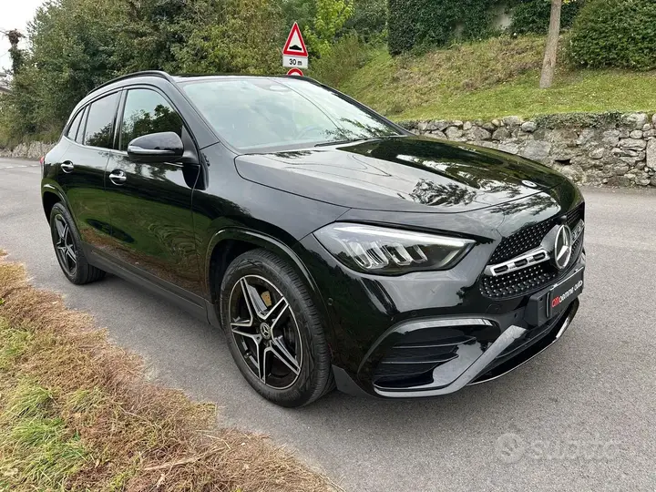 Mercedes-Benz Gla 200 2024 photo 3