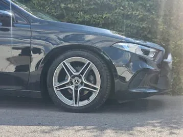 Mercedes-Benz A180 2023 photo 3