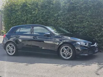 Mercedes-Benz A180 2023 photo 2