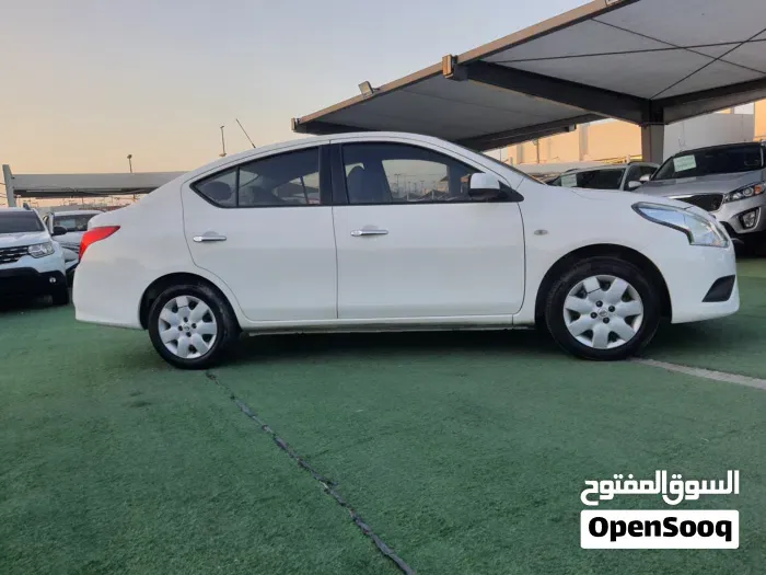 Nissan Sunny 2023 photo 4