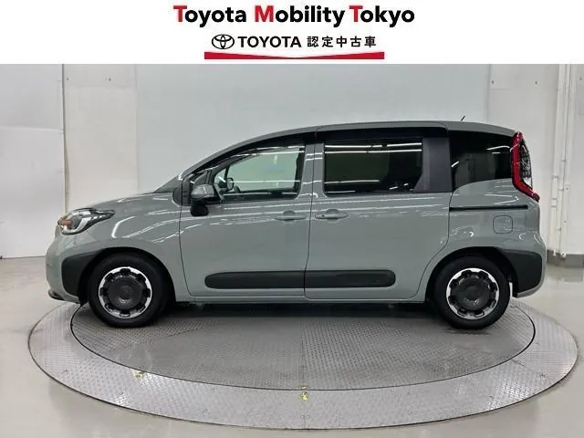 Toyota Sienta 2022 photo 5