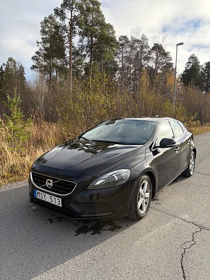 Volvo V40 2013 photo 2