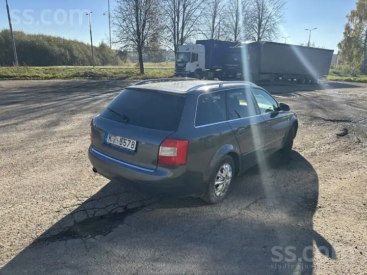 Audi A4 2002 photo 3