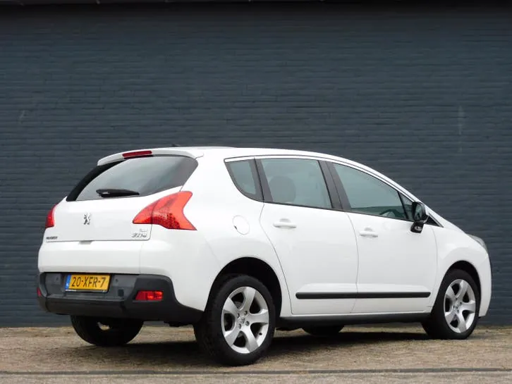 Peugeot 3008 2012 photo 3