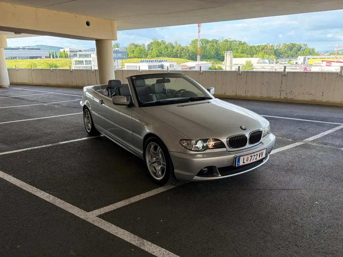 BMW 3 Series 2004 photo 3