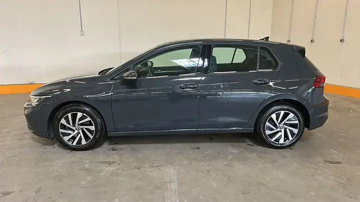 Volkswagen Golf 2023 photo 3